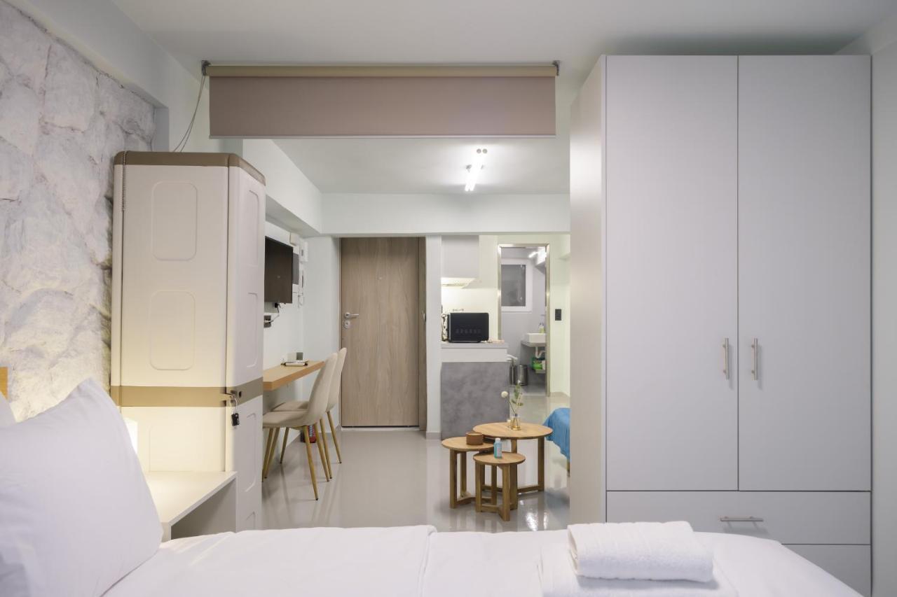Fully Renovated Underground Flat In Pagrati Appartement Athene Buitenkant foto