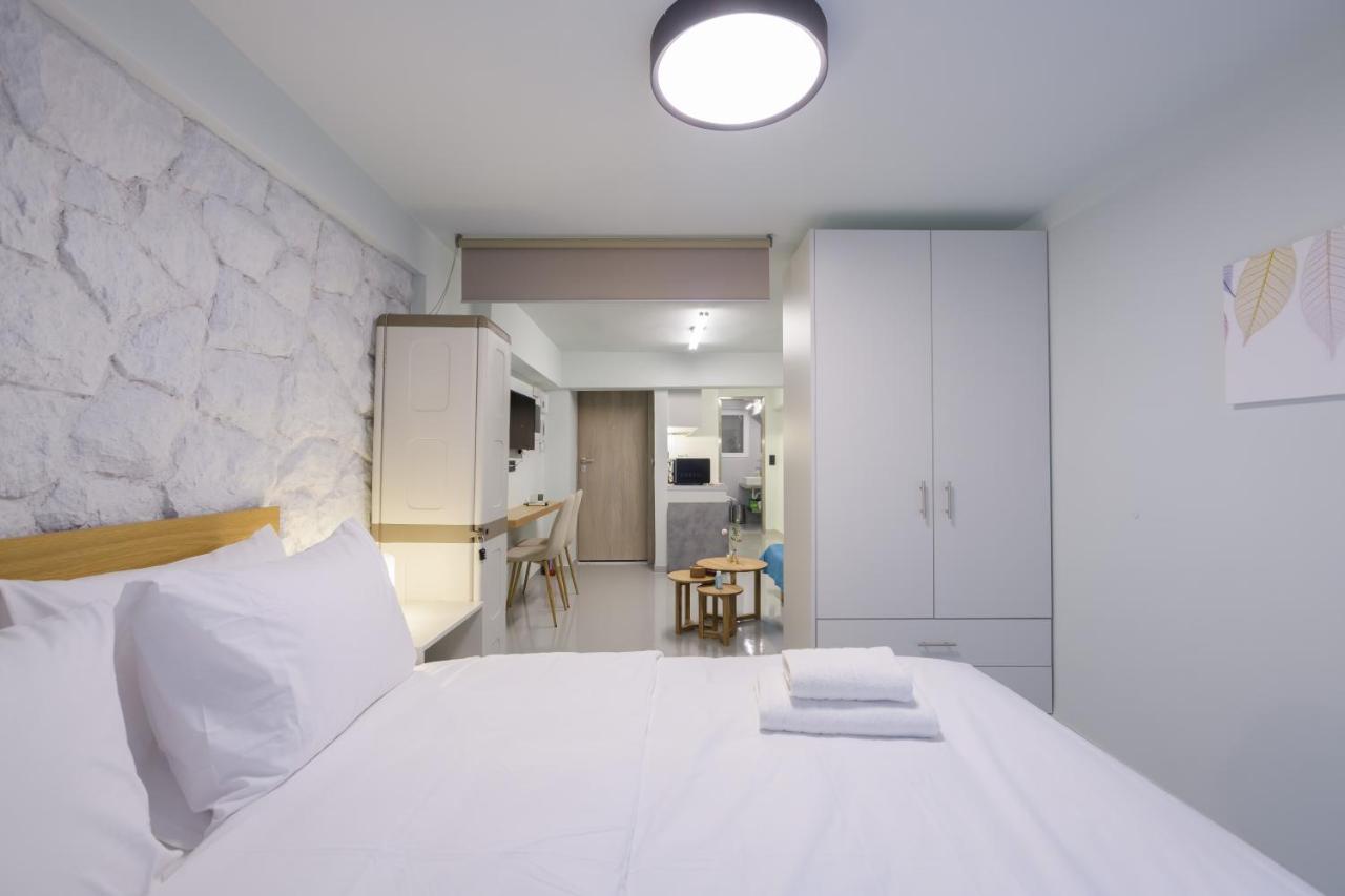 Fully Renovated Underground Flat In Pagrati Appartement Athene Buitenkant foto